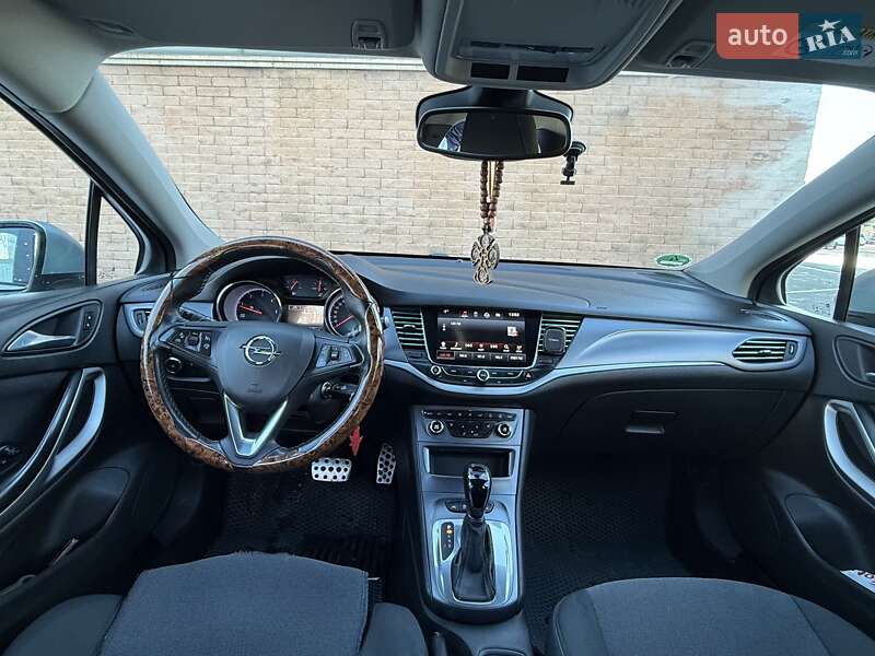 Универсал Opel Astra 2019 в Одессе