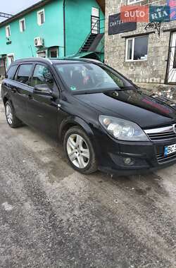 Універсал Opel Astra 2010 в Турці