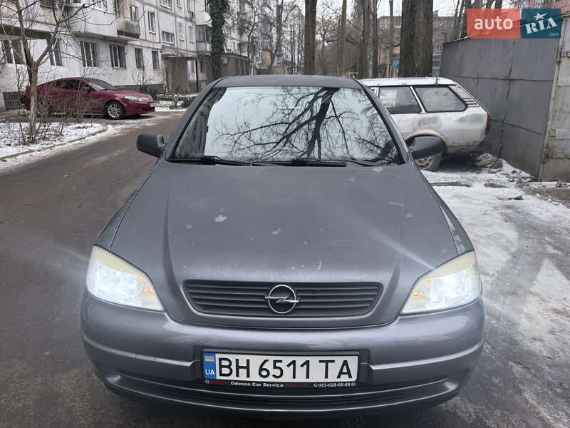 Opel Astra 2006
