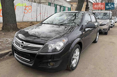 Седан Opel Astra 2013 в Николаеве