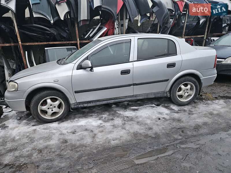 Opel Astra 2004 Opel Astra 2004