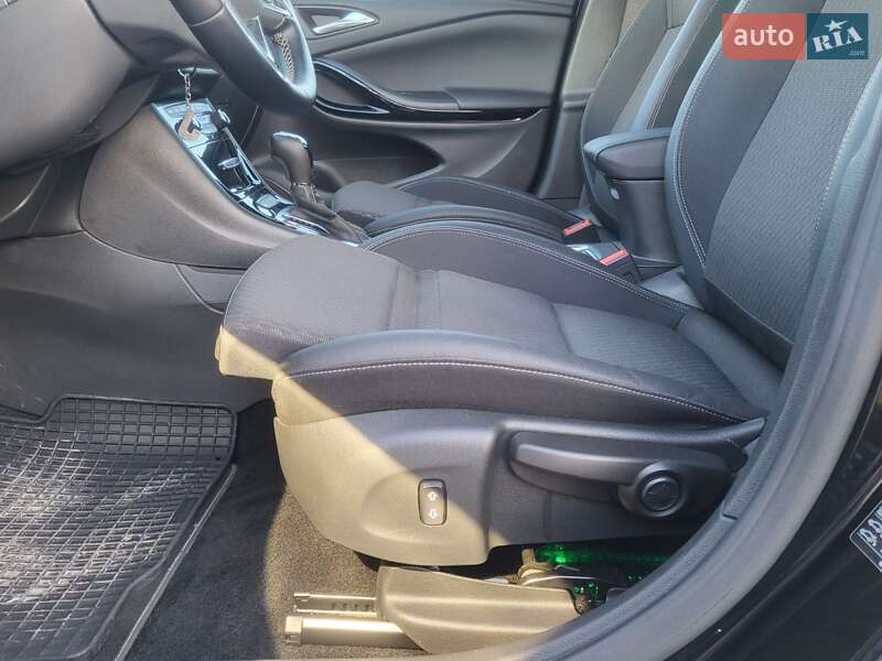 Універсал Opel Astra 2019 в Луцьку