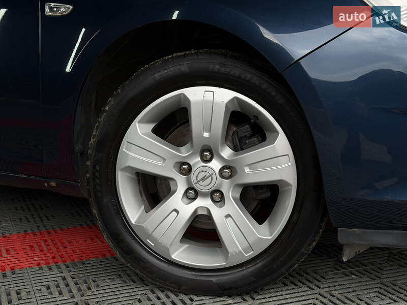 Универсал Opel Astra 2010 в Тячеве фото 9 Универсал Opel Astra 2010 в Тячеве