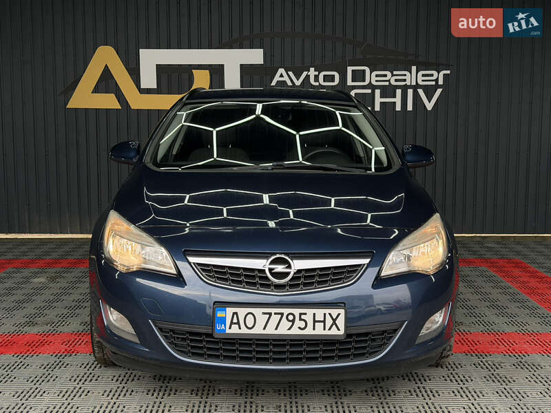 Универсал Opel Astra 2010 в Тячеве фото 18 Универсал Opel Astra 2010 в Тячеве