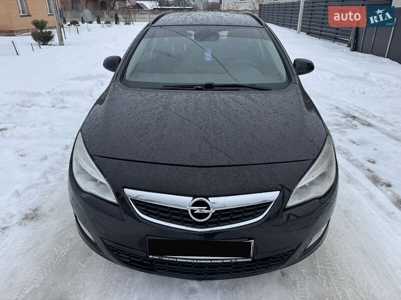 Универсал Opel Astra 2011 в Ковеле