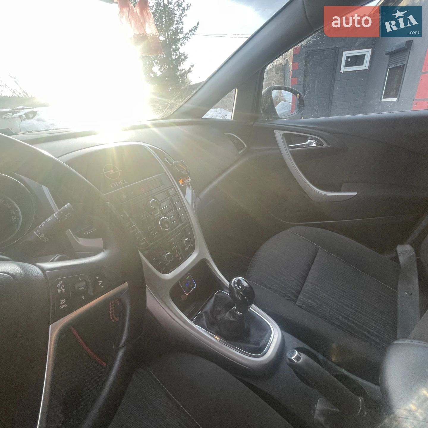 2011 Opel Astra - мініатюра 24