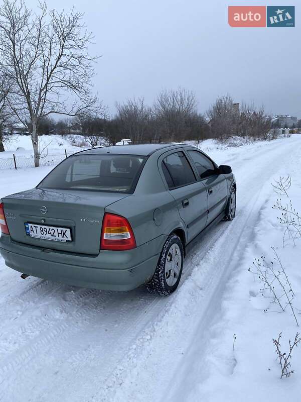 Седан Opel Astra 2008 в Ивано-Франковске