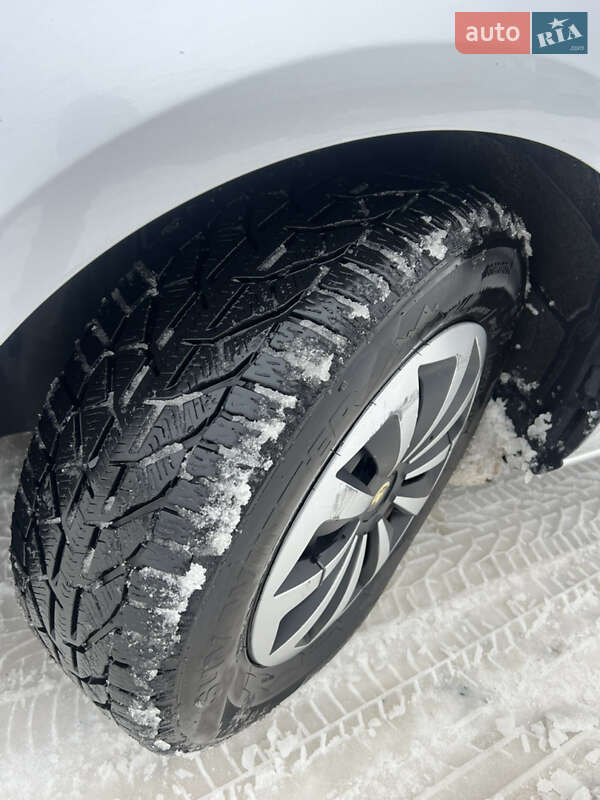 Универсал Opel Astra 2012 в Олевске