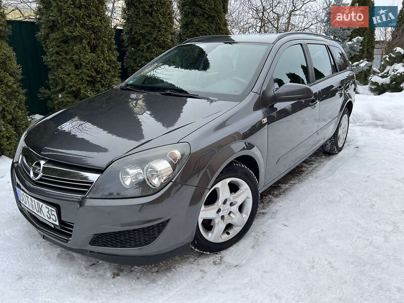 Универсал Opel Astra 2009 в Виннице