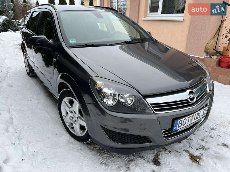 Универсал Opel Astra 2009 в Виннице