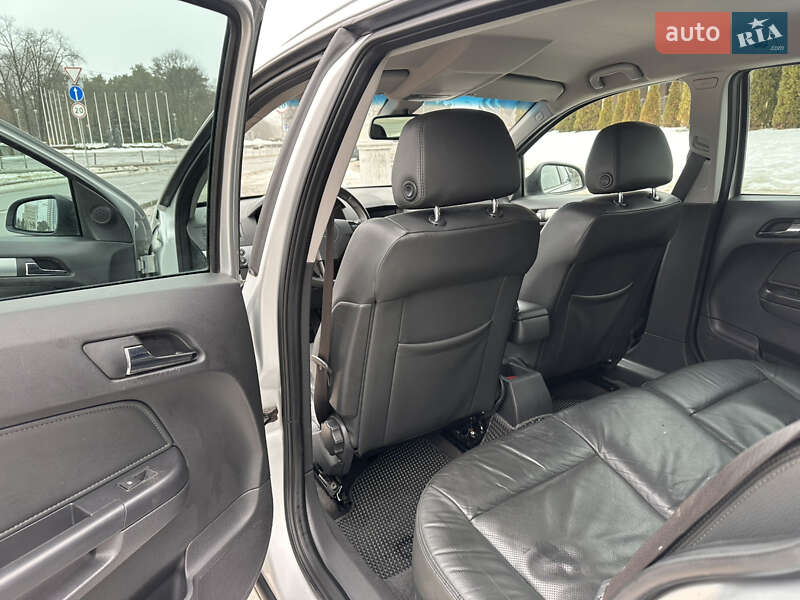 Универсал Opel Astra 2009 в Киеве