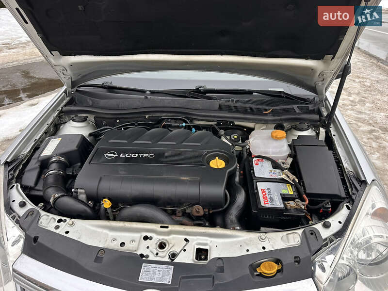 Универсал Opel Astra 2009 в Киеве