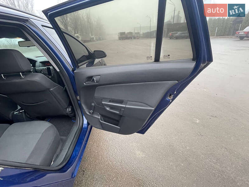 Универсал Opel Astra 2006 в Черновцах фото 32 Универсал Opel Astra 2006 в Черновцах