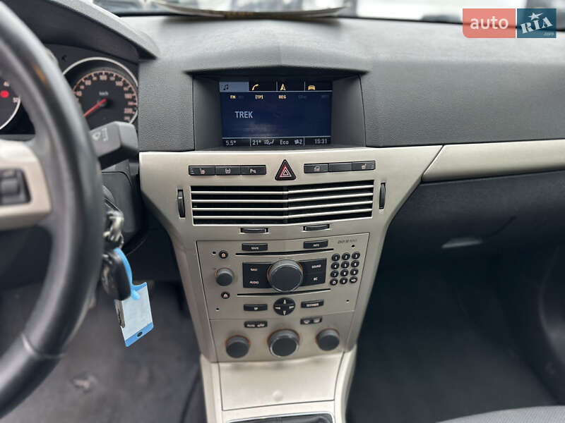 Универсал Opel Astra 2008 в Ровно