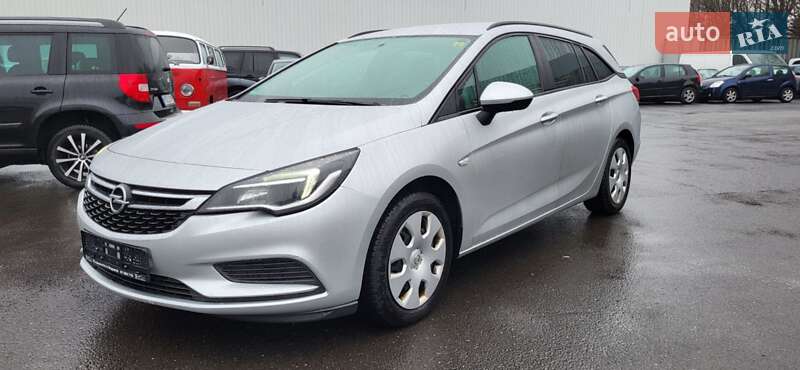 Універсал Opel Astra 2018 в Городку