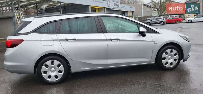 Універсал Opel Astra 2018 в Городку