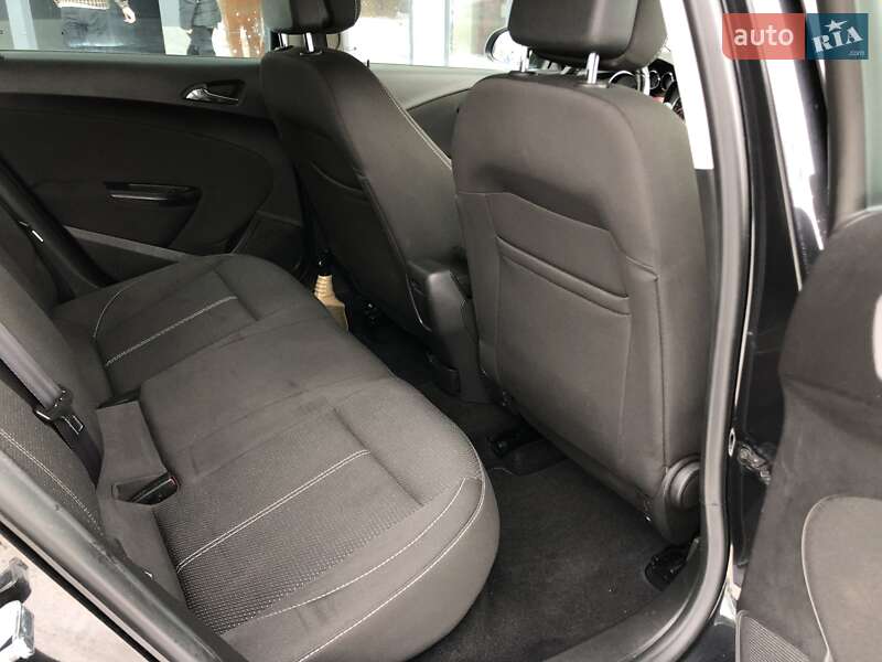 Хэтчбек Opel Astra 2015 в Львове фото 32 Хэтчбек Opel Astra 2015 в Львове