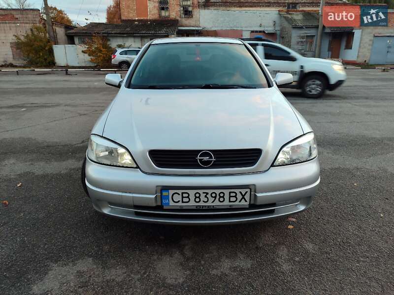 Хэтчбек Opel Astra 2002 в Чернигове