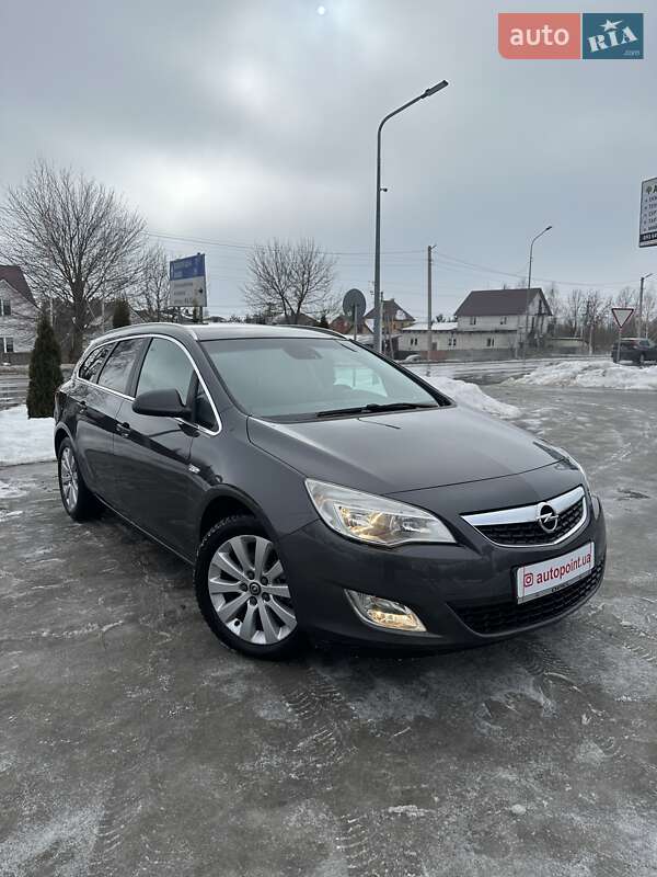 Универсал Opel Astra 2012 в Белогородке фото 2 Универсал Opel Astra 2012 в Белогородке