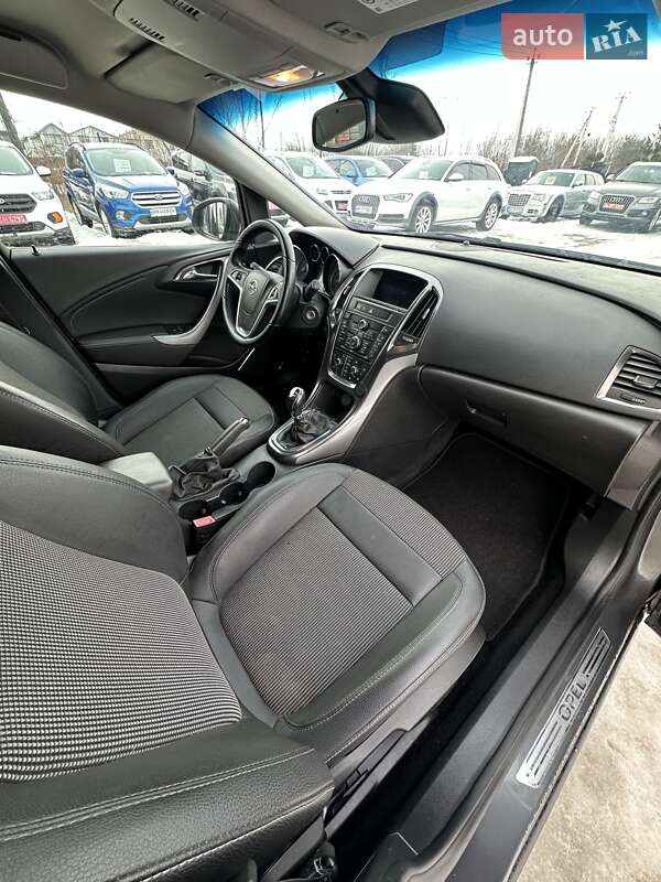 Универсал Opel Astra 2012 в Белогородке фото 16 Универсал Opel Astra 2012 в Белогородке