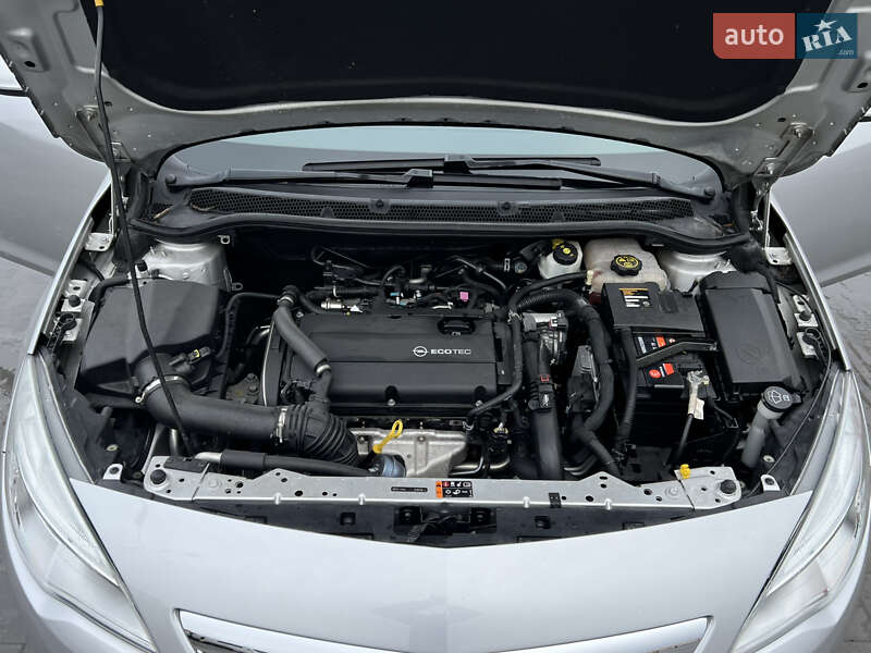 Универсал Opel Astra 2011 в Луцке фото 130 Универсал Opel Astra 2011 в Луцке