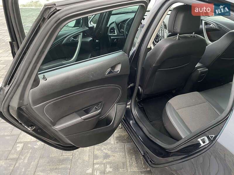 Хетчбек Opel Astra 2011 в Луцьку