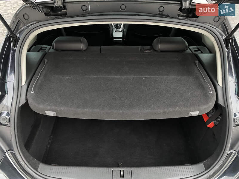 Хетчбек Opel Astra 2011 в Луцьку