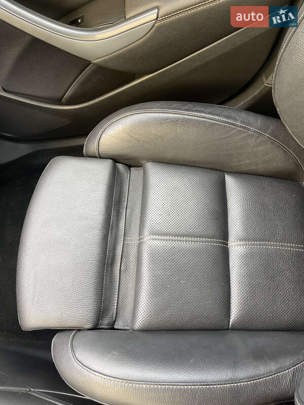 Хэтчбек Opel Astra 2013 в Львове