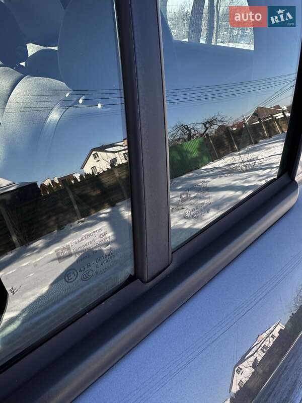 Хэтчбек Opel Astra 2009 в Киеве