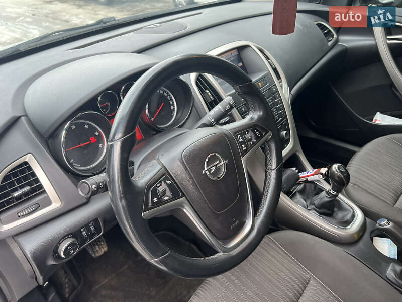 Универсал Opel Astra 2011 в Луцке фото 11 Универсал Opel Astra 2011 в Луцке