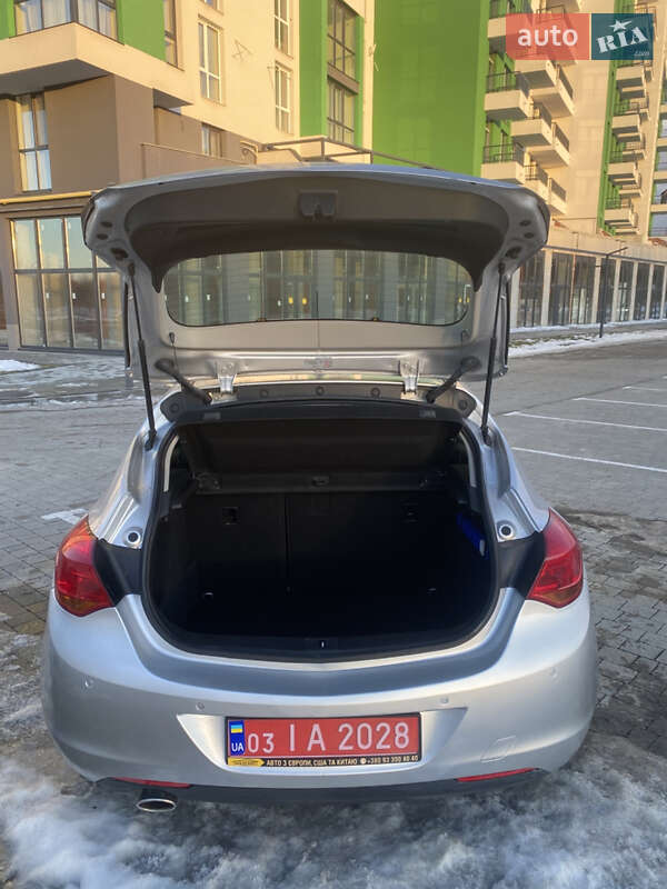 Хетчбек Opel Astra 2011 в Львові фото 24 Хетчбек Opel Astra 2011 в Львові