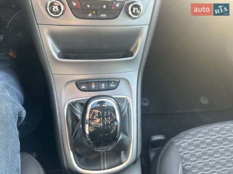 Универсал Opel Astra 2018 в Ивано-Франковске фото 18 Универсал Opel Astra 2018 в Ивано-Франковске