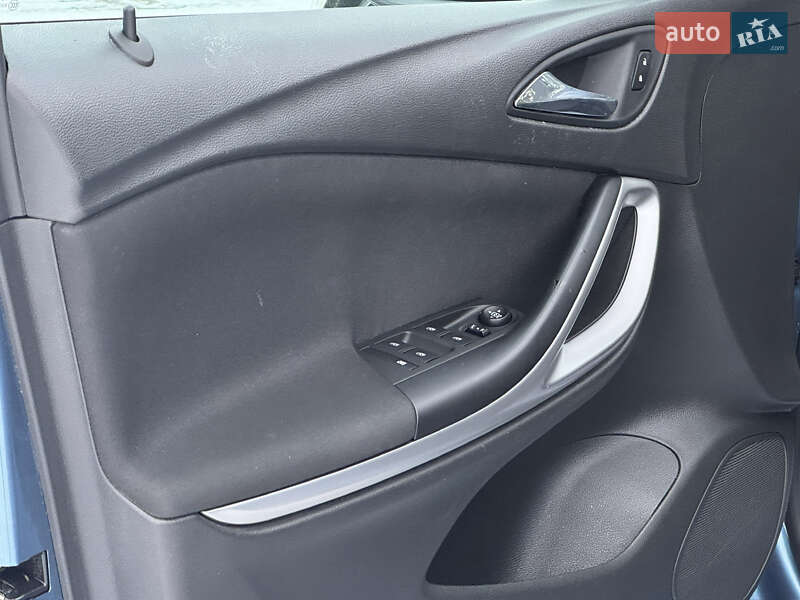 Универсал Opel Astra 2017 в Стрые фото 100 Универсал Opel Astra 2017 в Стрые