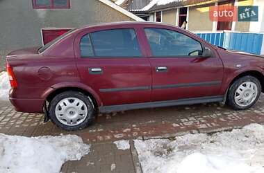 Седан Opel Astra 2008 в Хмельницком