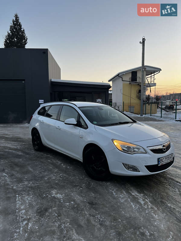Универсал Opel Astra 2011 в Самборе фото 5 Универсал Opel Astra 2011 в Самборе