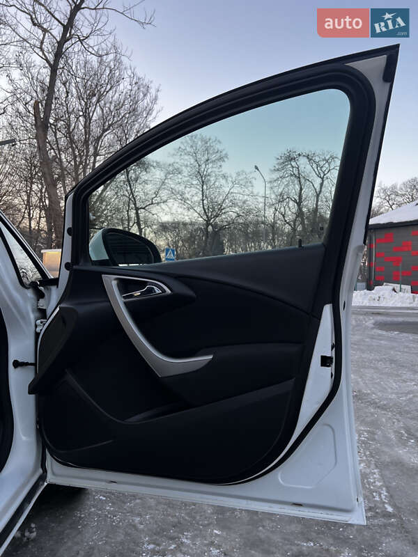 Универсал Opel Astra 2011 в Самборе фото 24 Универсал Opel Astra 2011 в Самборе