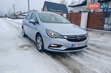 Універсал Opel Astra 2016 в Львові