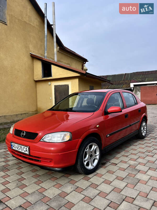 Opel Astra 2000 Opel Astra 2000