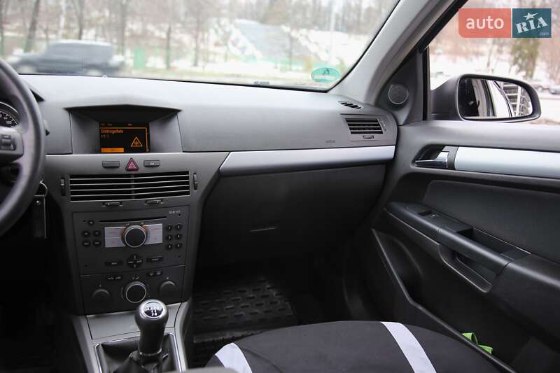 Универсал Opel Astra 2004 в Харькове