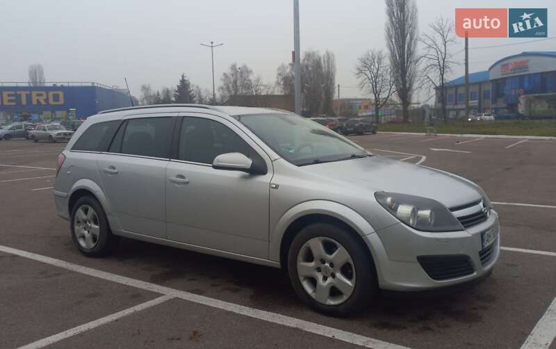 Универсал Opel Astra 2006 в Житомире