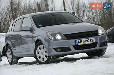 Хетчбек Opel Astra 2004 в Бердичеві