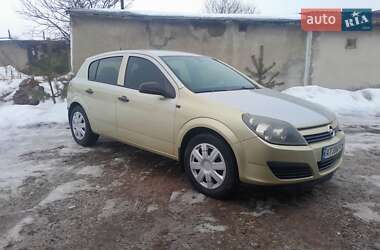 Хэтчбек Opel Astra 2005 в Калуше