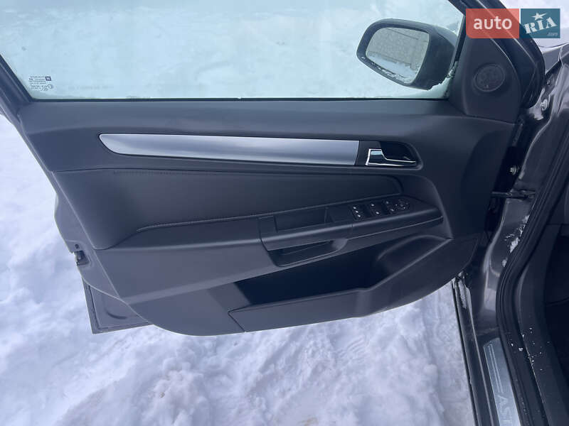 Универсал Opel Astra 2009 в Луцке фото 15 Универсал Opel Astra 2009 в Луцке