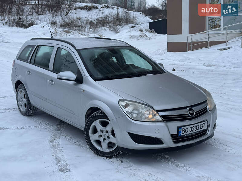 Универсал Opel Astra 2008 в Тернополе