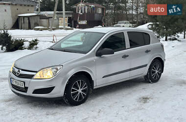 Хэтчбек Opel Astra 2008 в Ивано-Франковске
