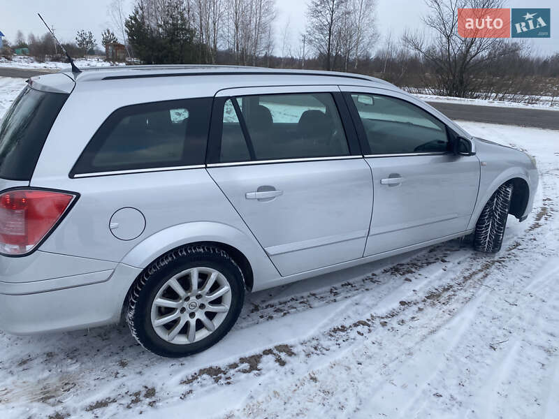 Универсал Opel Astra 2004 в Ратным фото 2 Универсал Opel Astra 2004 в Ратным