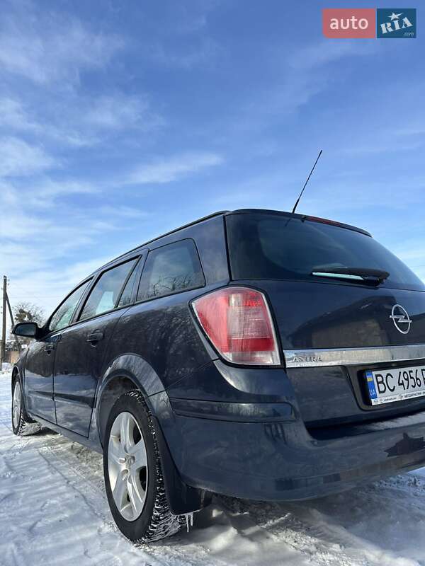 Універсал Opel Astra 2009 в Львові фото 12 Універсал Opel Astra 2009 в Львові