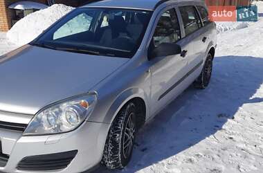 Универсал Opel Astra 2005 в Ромнах