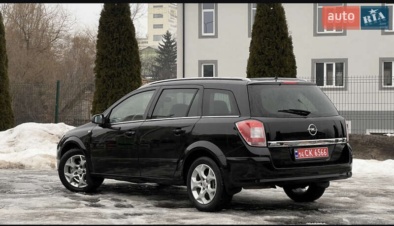 Універсал Opel Astra 2006 в Хмельницькому