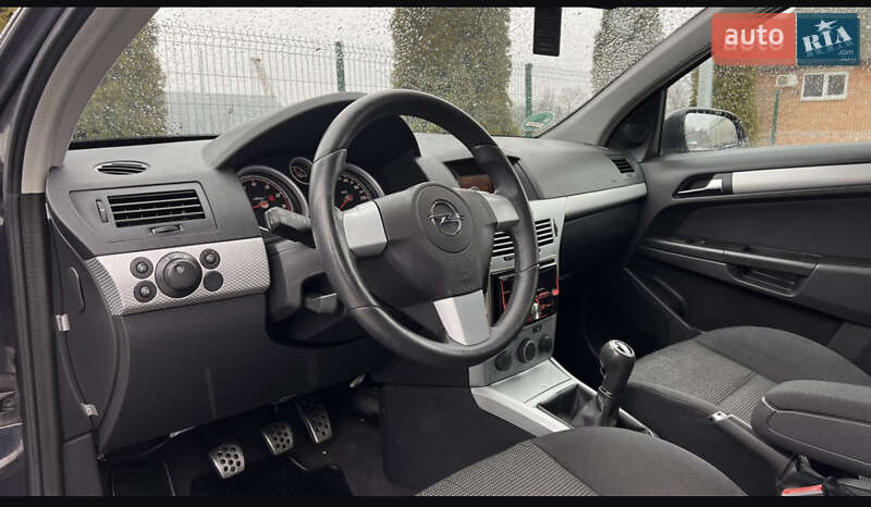 Універсал Opel Astra 2006 в Хмельницькому
